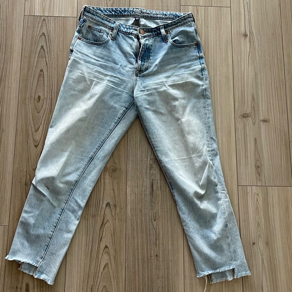 GAP vintage high rise style jeans size 4